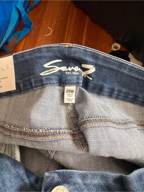 Seven7 Women's High-Rise Blue Denim Jeans super cute!